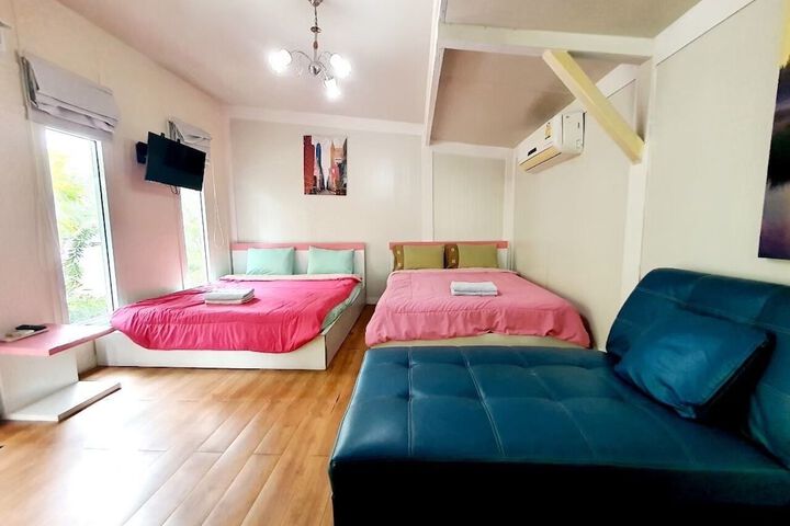 Room 66 of 195