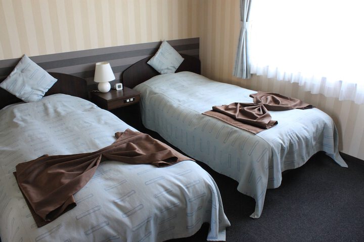 Room 4 of 56