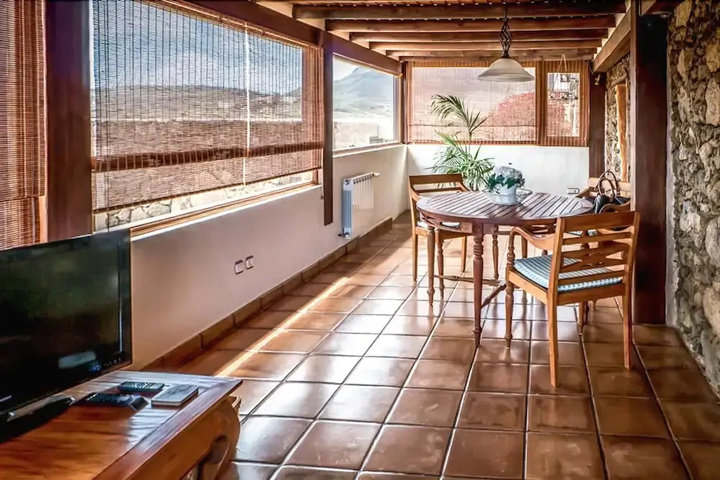 Terrace/Patio 5 of 12