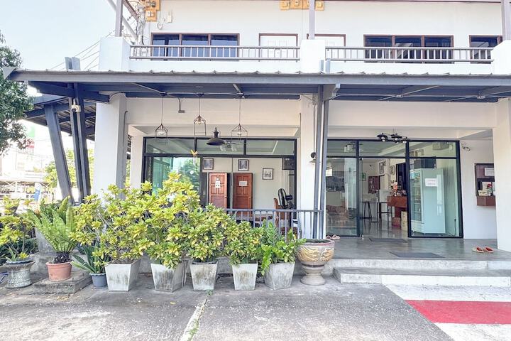 Terrace/Patio 18 of 19
