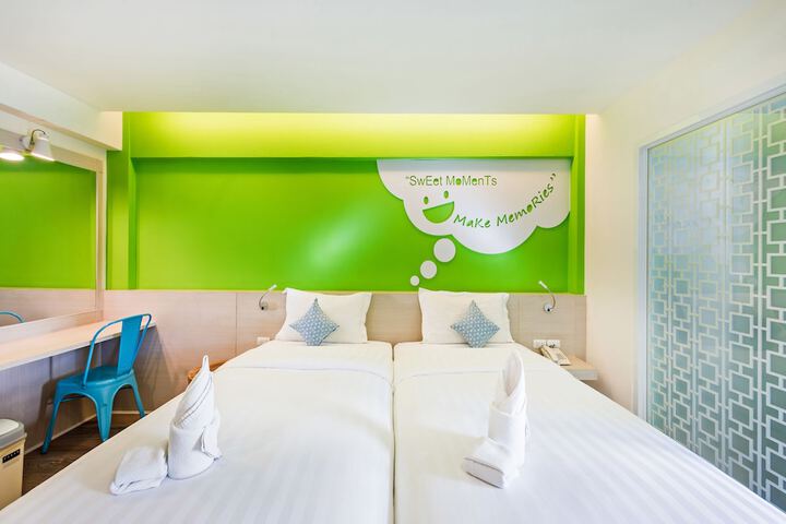 Room 20 of 144