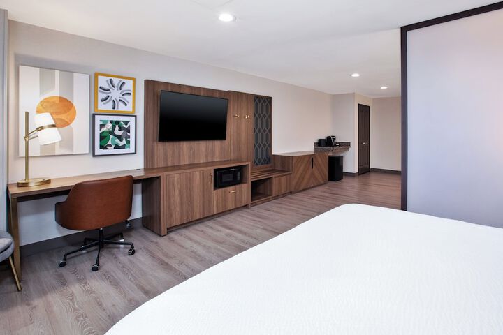 Room 7 of 23