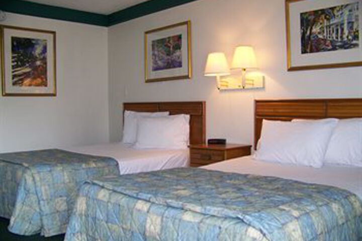 Room 6 of 23