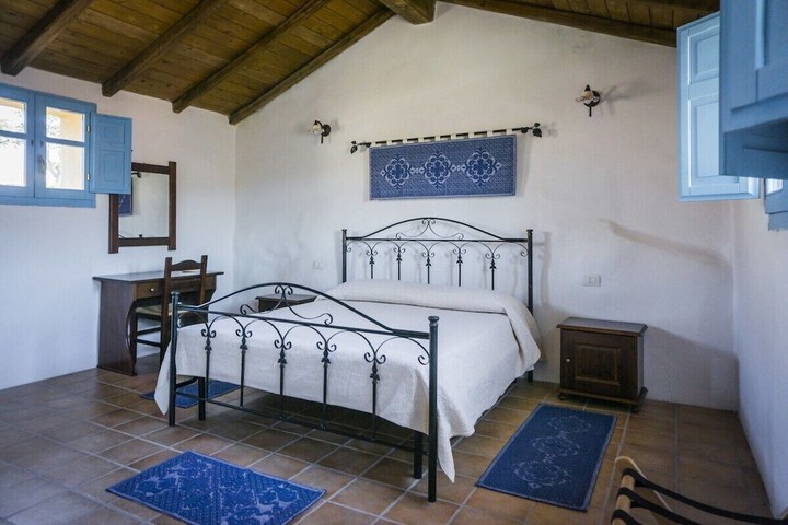 Room 7 of 22