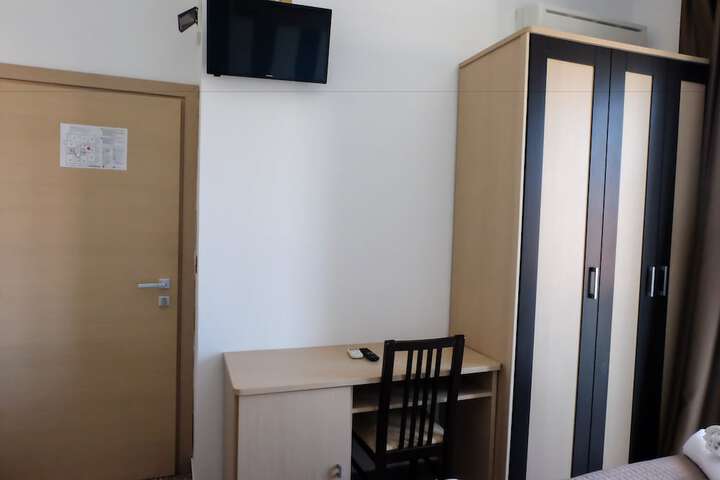 Room 29 of 119