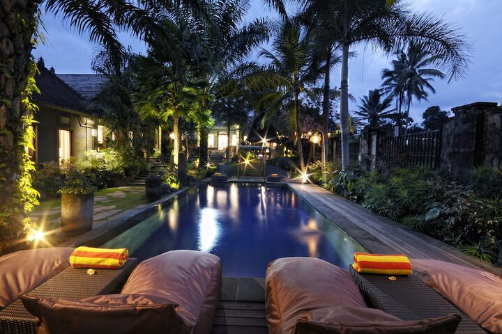 Pool 19 of 45