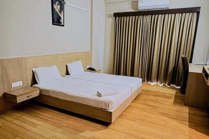 Room 2 of 13
