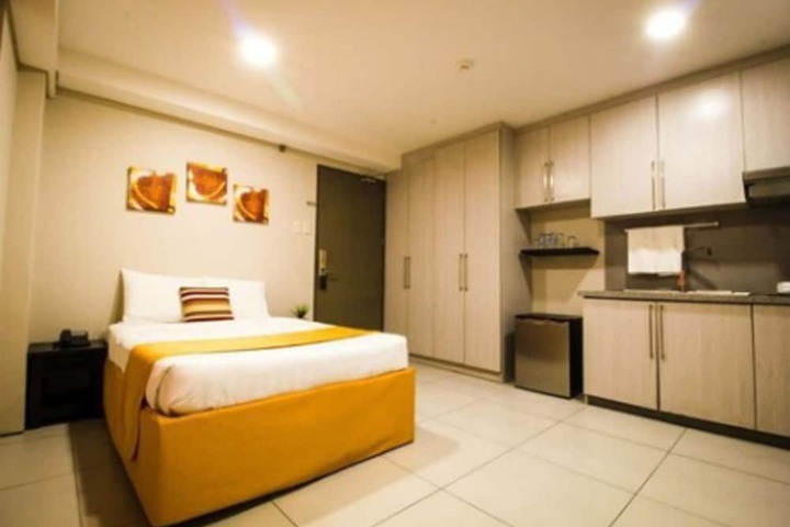 Room 13 of 53
