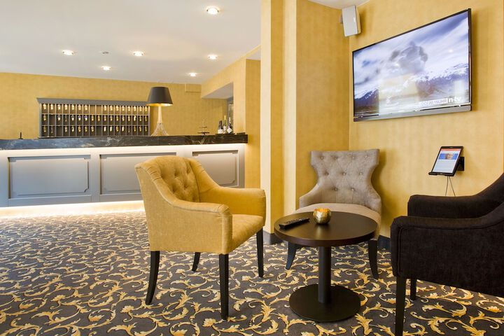 Lobby Photos