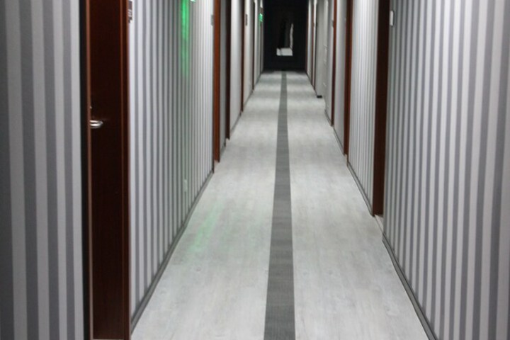 Ballroom/Hall 63 of 72