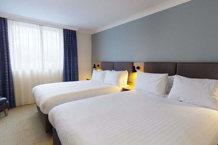 Room 20 of 152