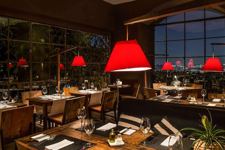 Dining 117 of 144