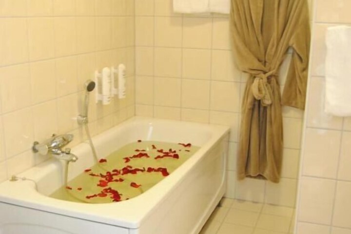 Bath Photo