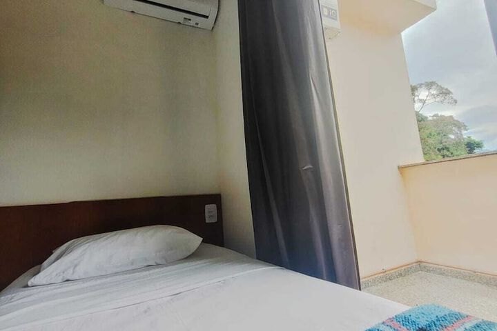 Room 20 of 38