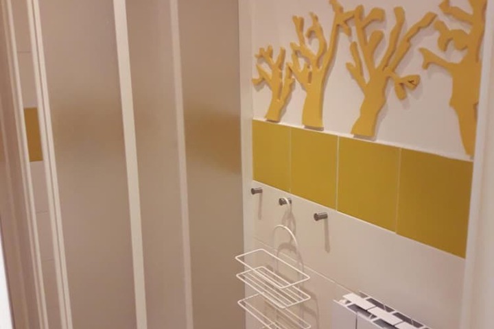 Room 25 of 34