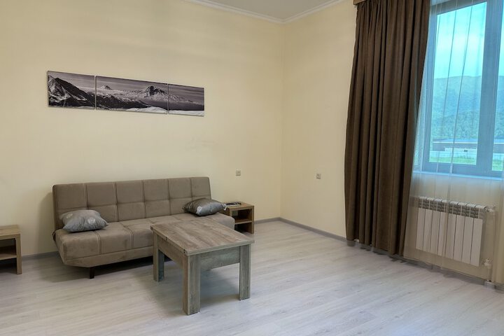 Room 19 of 39