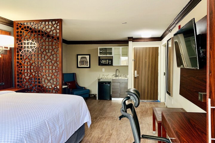 2 Queen Beds Suite Upgrade (33 of 35)