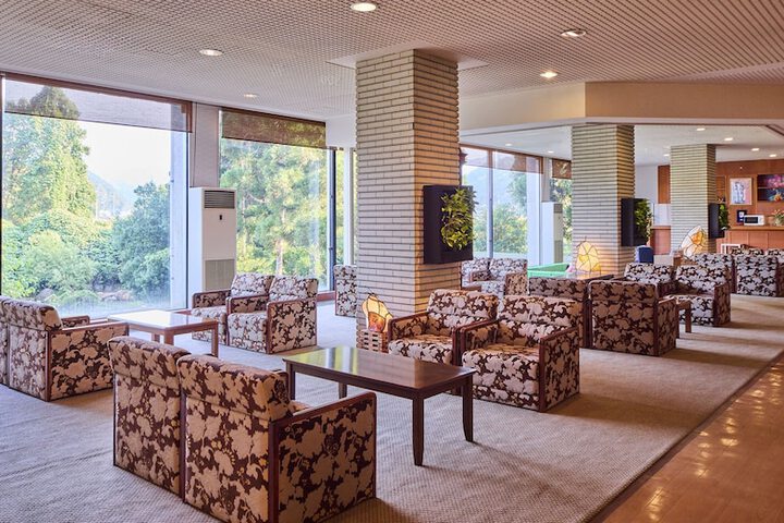 Hotel Interior 4 of 95