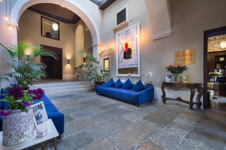 Lobby Entry