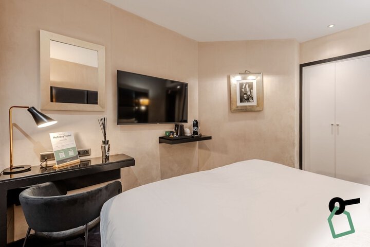 Room 16 of 71