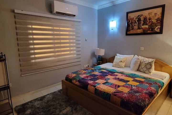 Room 27 of 58