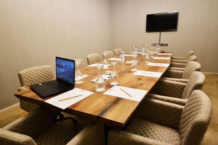 Meeting 52 of 63