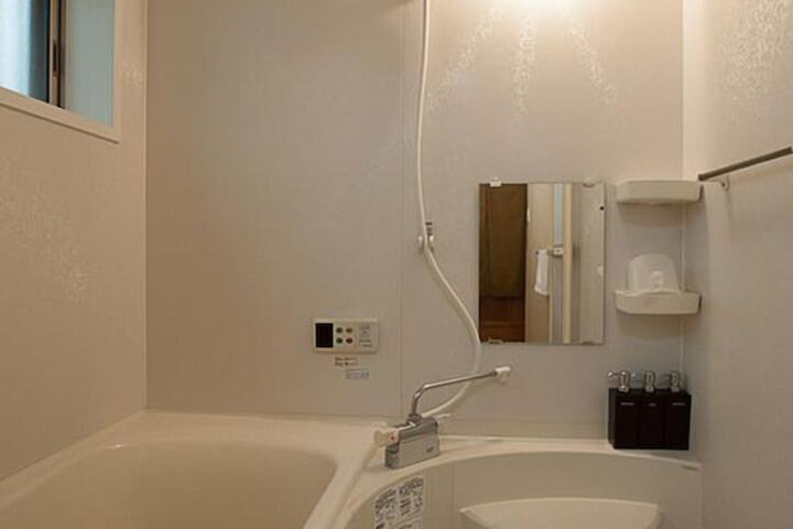 Room 19 of 29
