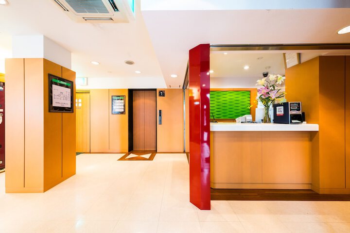Hotel Lobby