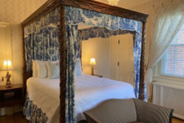 Room 55 of 384