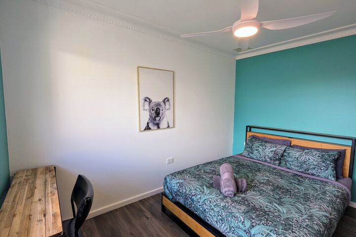 Room 13 of 44