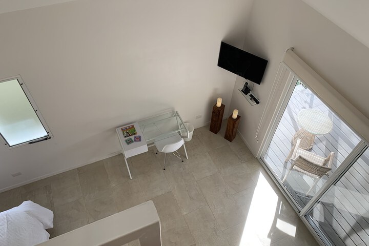 Room 5 of 30