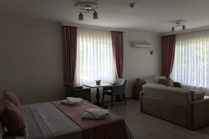 Room 22 of 73