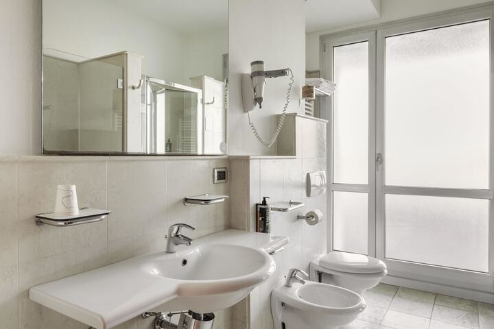 Bathroom Interior Photo