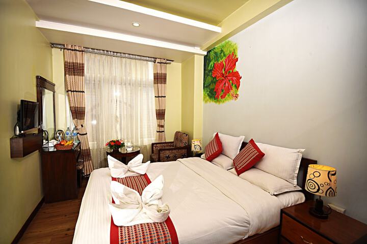 Room 5 of 43