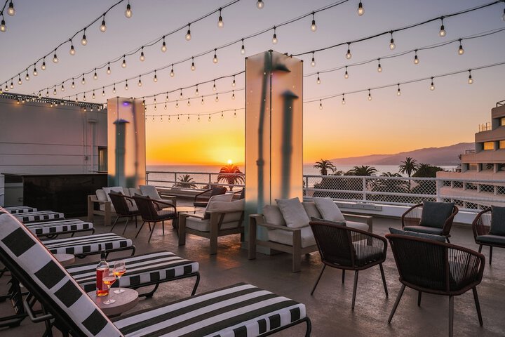 Terrace/Patio 16 of 17