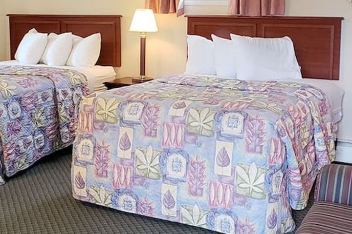 2 Double Beds (2 of 7)