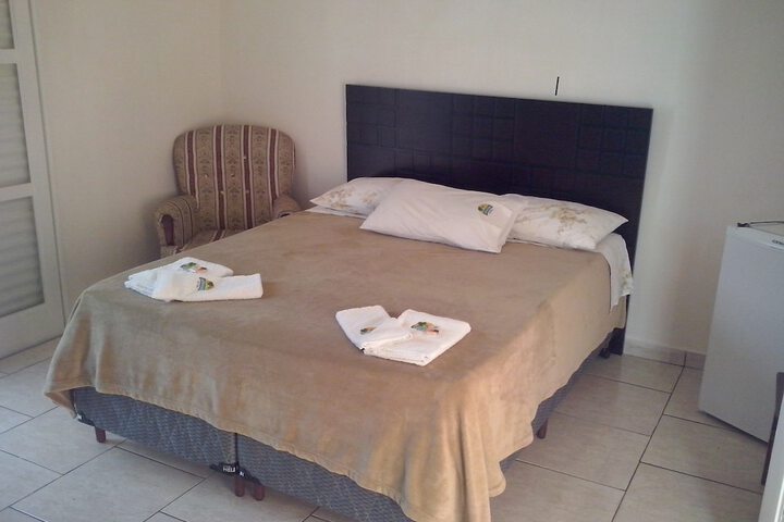 Room 3 of 9
