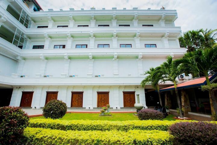 Hotel 56 of 57
