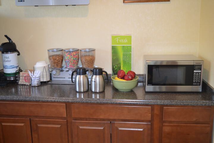 Snack bar