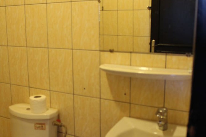 Room 17 of 31