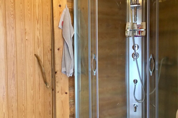Room 8 of 15