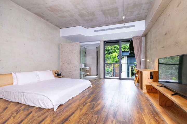 Room 20 of 76