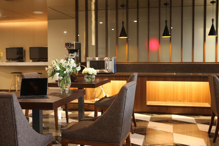 Dining Photos