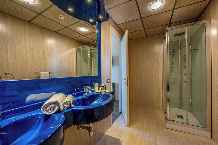 Bath Interior