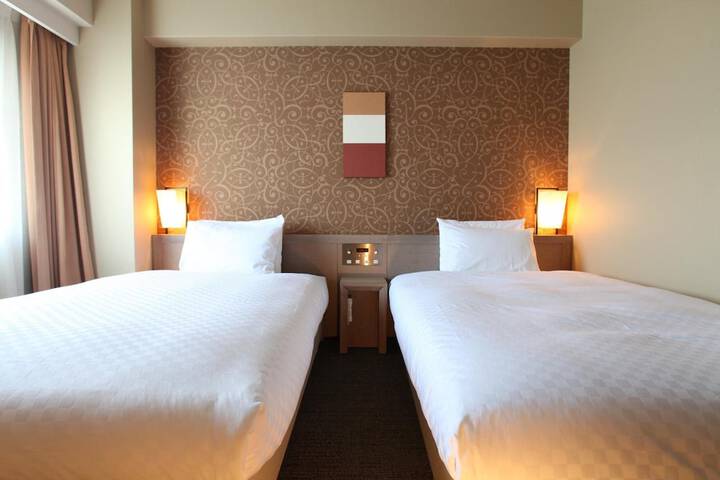 Room 30 of 55
