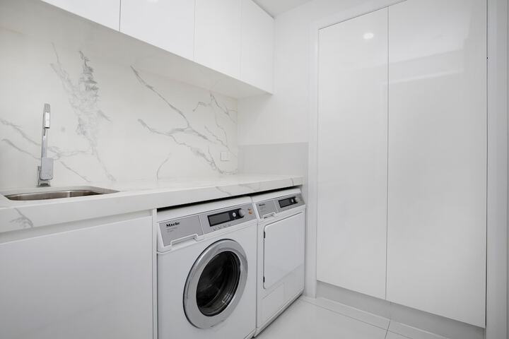 Laundry 70 of 109