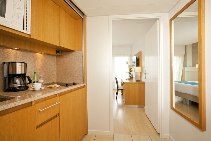 Private kitchenette
