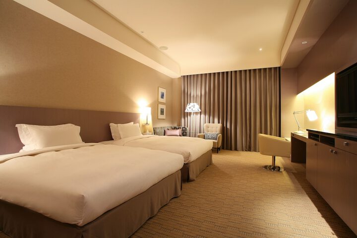 Room 10 of 54