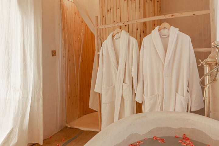 Room 28 of 53