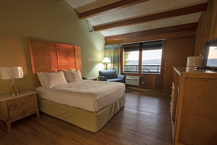 Room 30 of 121